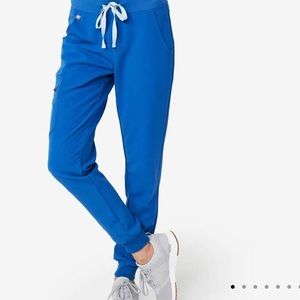 Zamora Blue Figs Scrub Pants